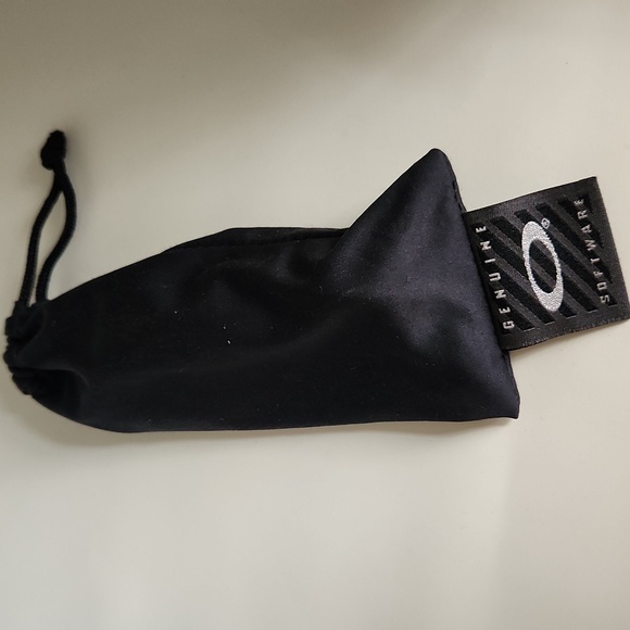 OAKLEY E Wire Sunglasses With Bag - Picture 12 of 12